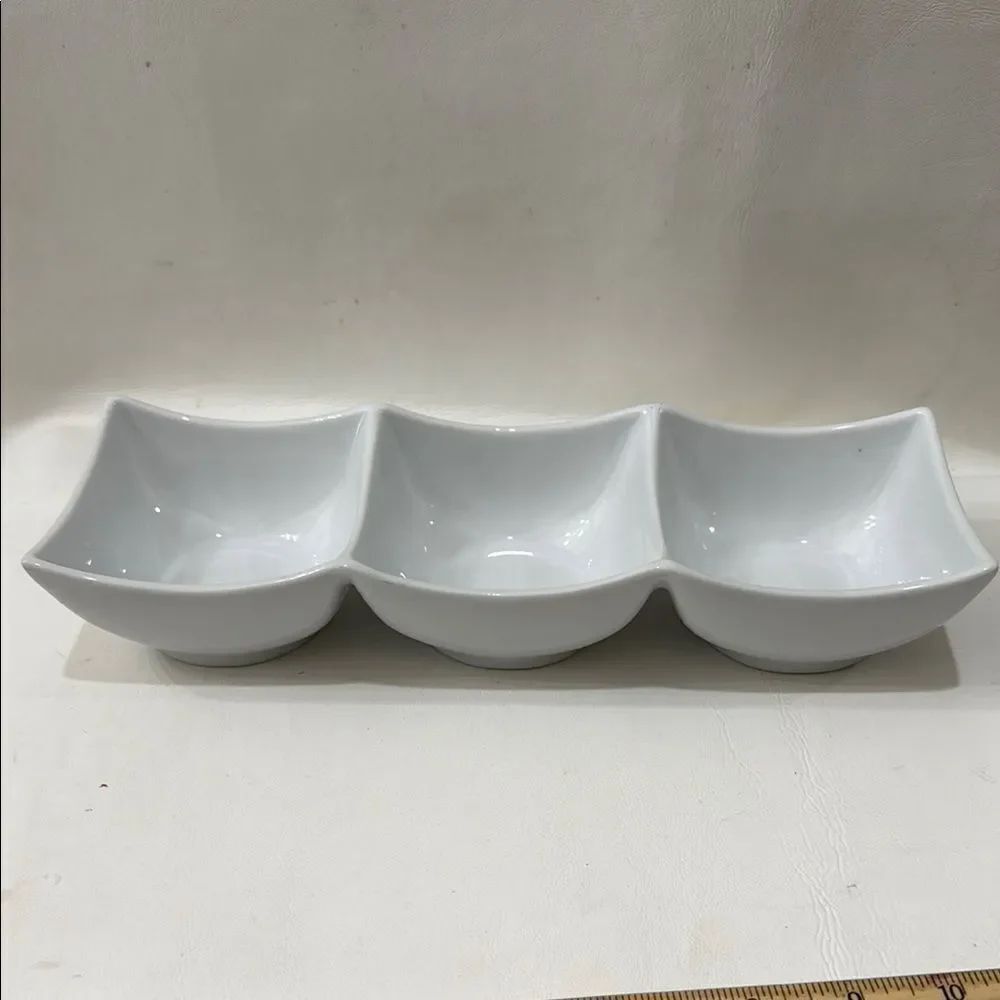 Simple Dining White Ceramic Triple Serveware Dish Condiments Snacks 11 X 3 1/2